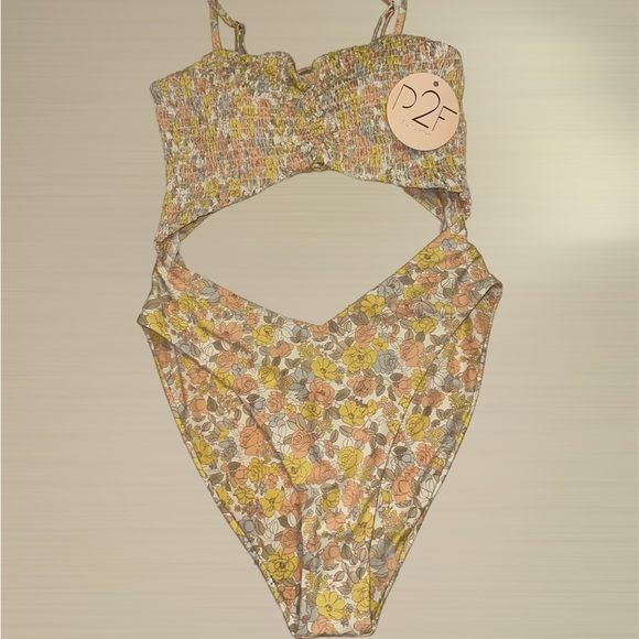 P2F Amelia/Bella Fiore One Piece Swimsuit - Picture 5 of 5